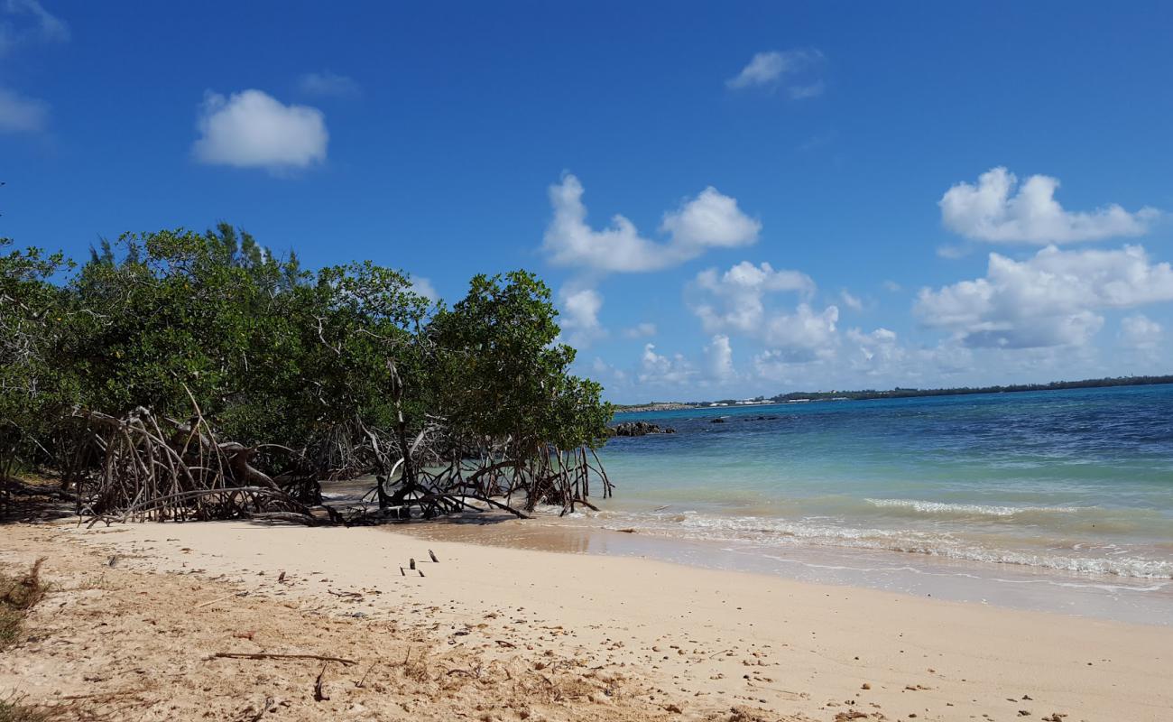 Фото Blue Hole Park Beach с светлый песок поверхностью