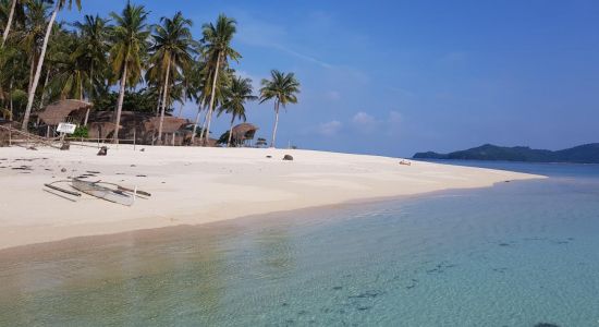 Sunrise CampSite Beach