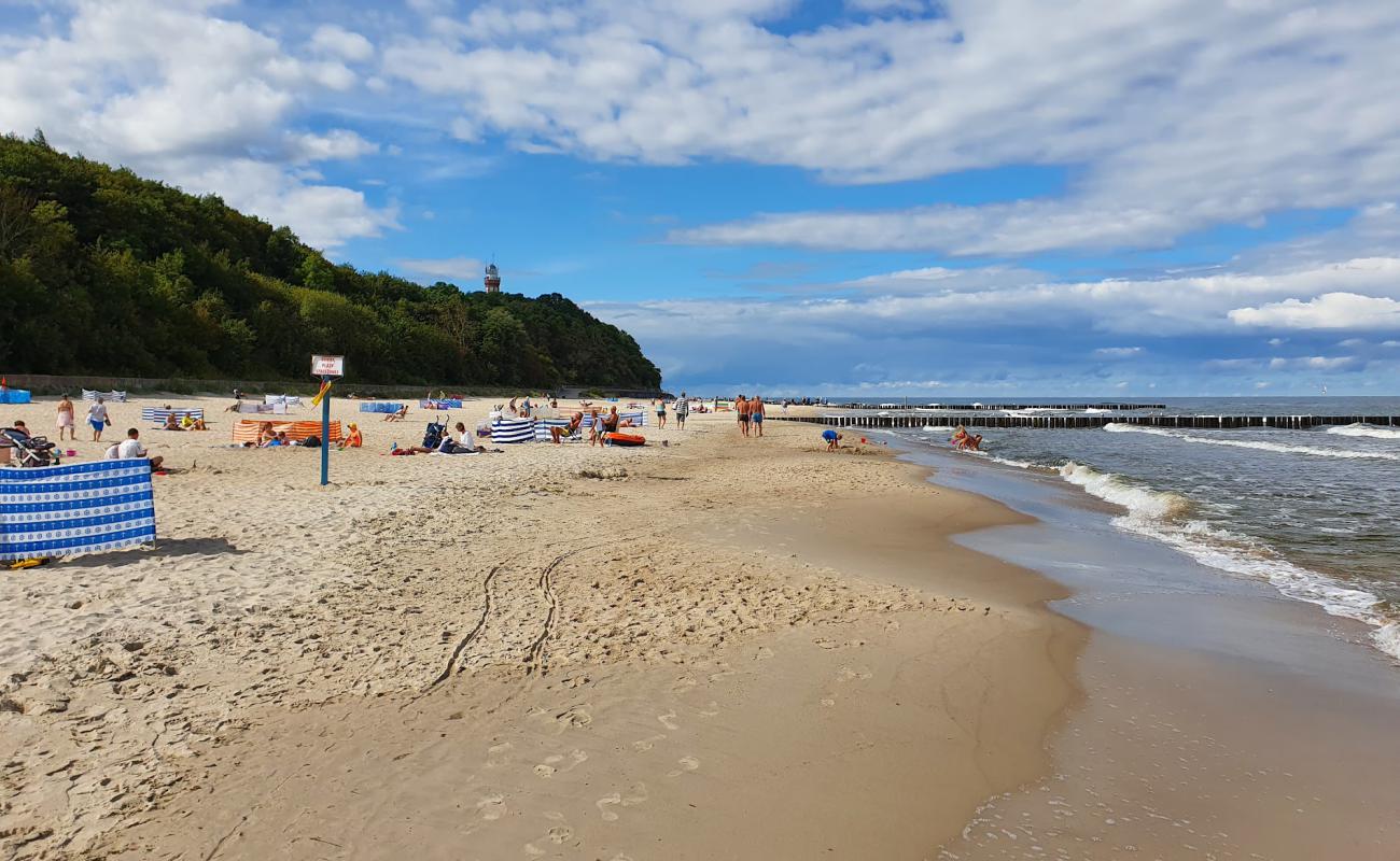 Фото Beach in Niechorze с золотистый песок поверхностью