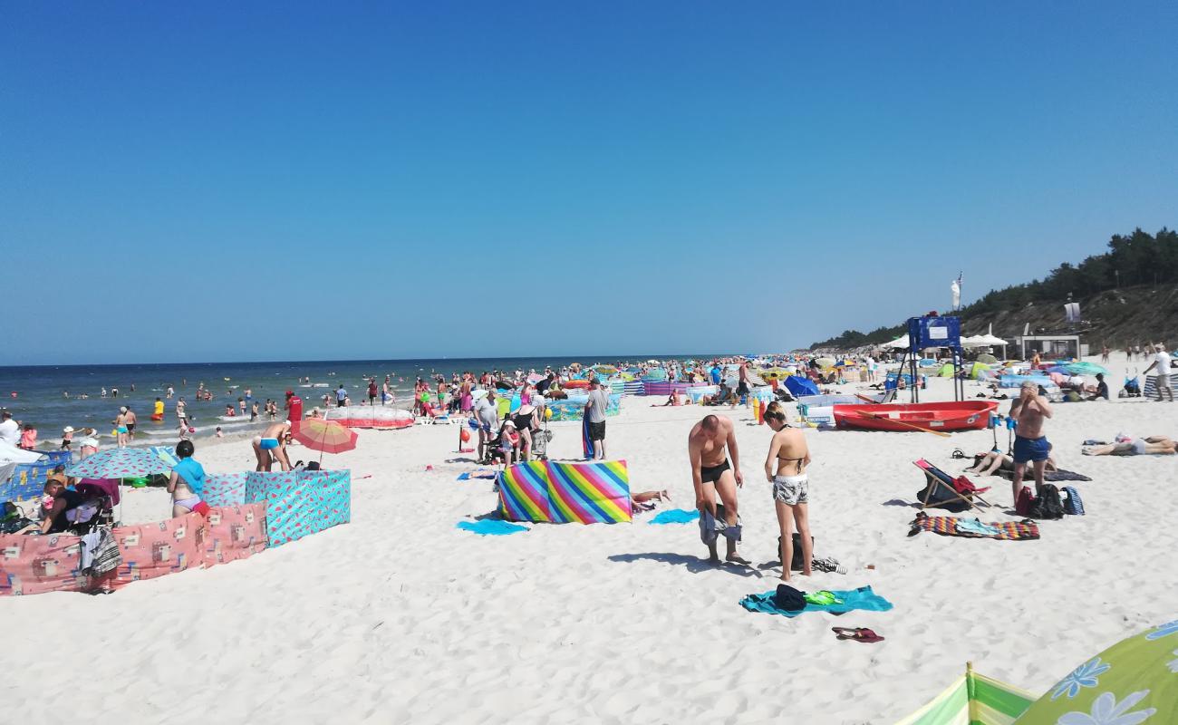 Фото Belogora Beach с золотистый песок поверхностью