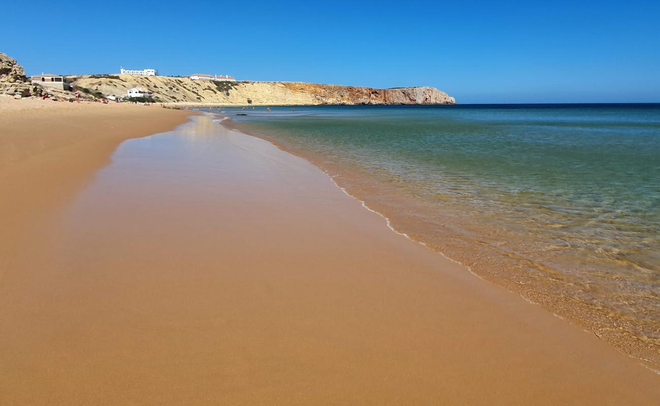 Фото Praia da Mareta с светлый песок поверхностью