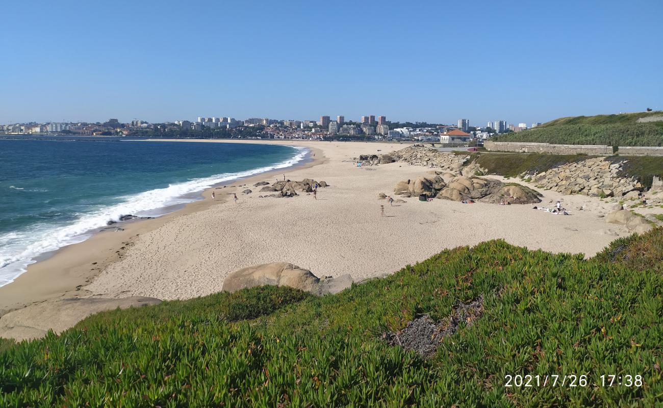 Фото Praia Cabedelo do Douro с белый чистый песок поверхностью