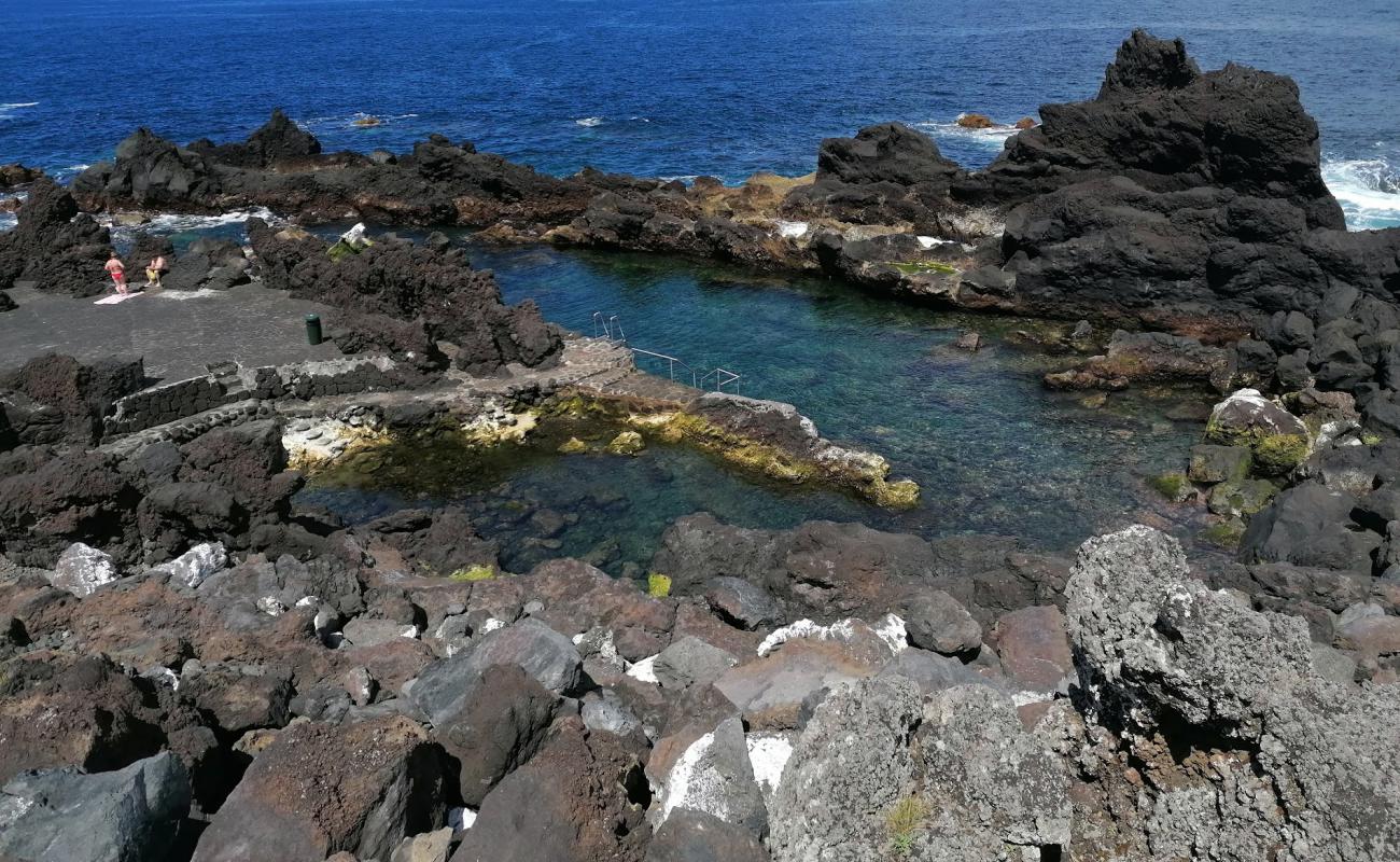 Фото Piscina Naturais Sao Roque с бетон поверхностью