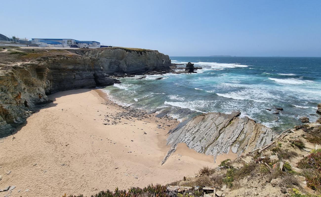 Фото Praia Do Abalo с светлый песок поверхностью