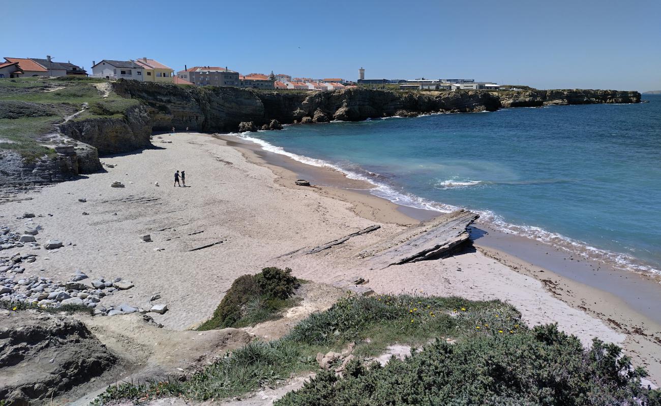 Фото Praia do Portinho da Areia do Norte с светлый песок поверхностью