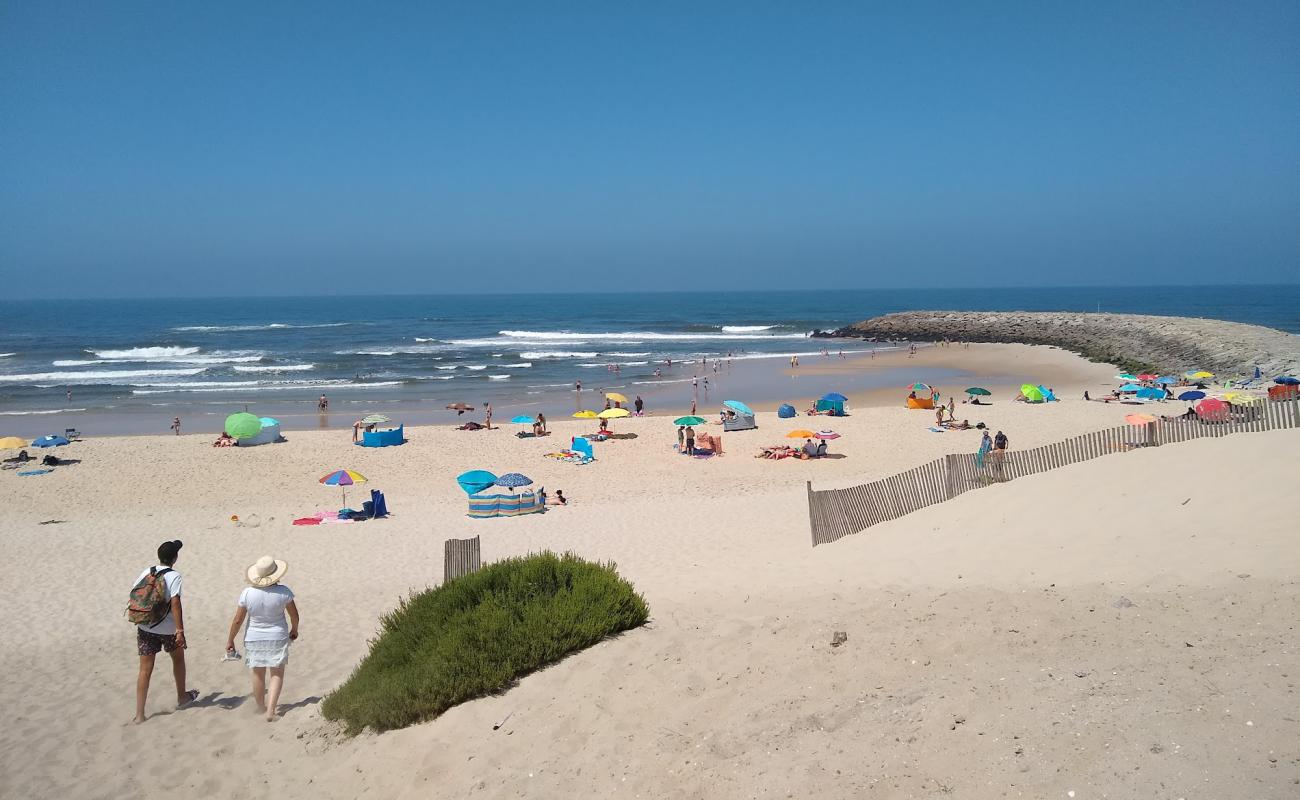 Фото Praia do Poco da Cruz с светлый песок поверхностью