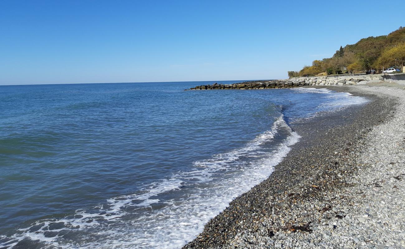 Фото Nizhniy Khobza beach с серая галька поверхностью