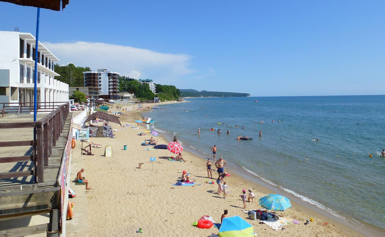 Фото Golden sands beach с светлый песок поверхностью