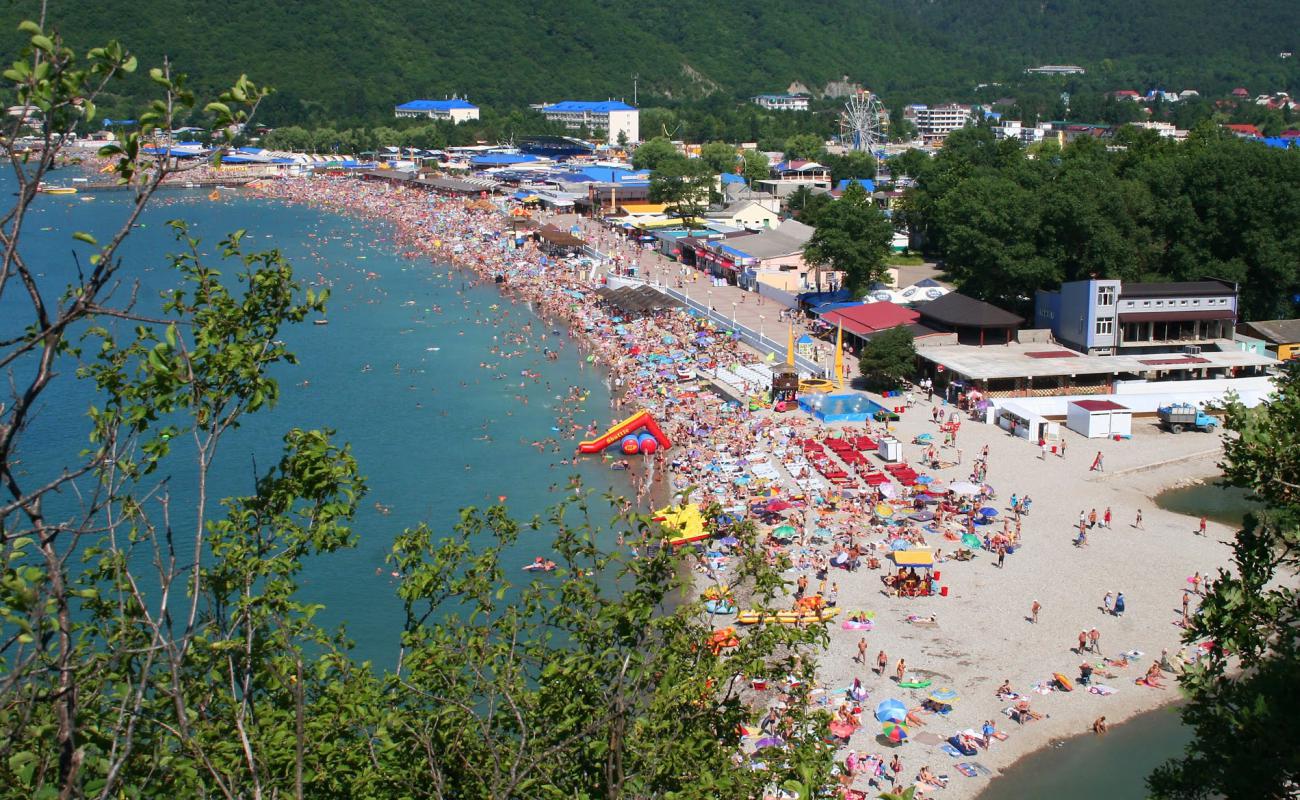 Фото Пляж Архипо-осиповки с серая галька поверхностью