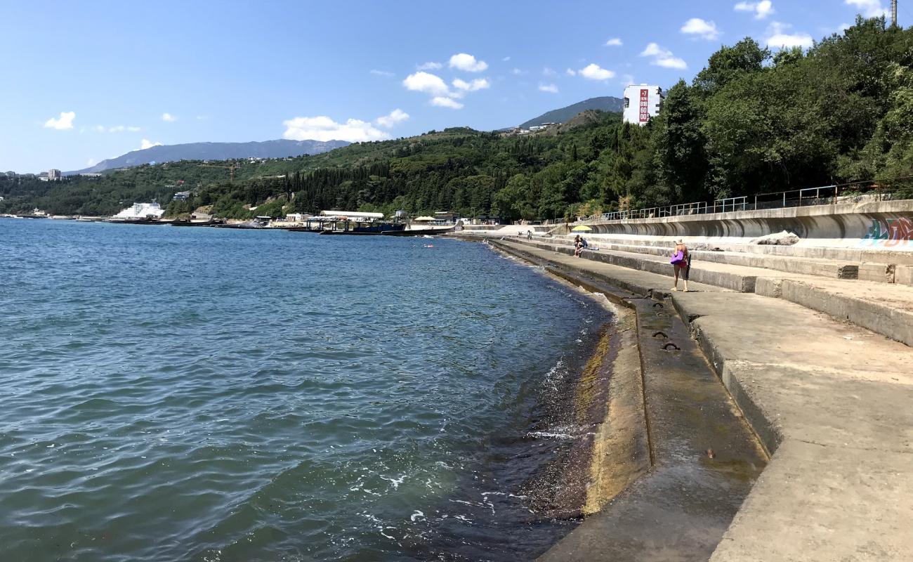 Фото Karasan beach с серая галька поверхностью