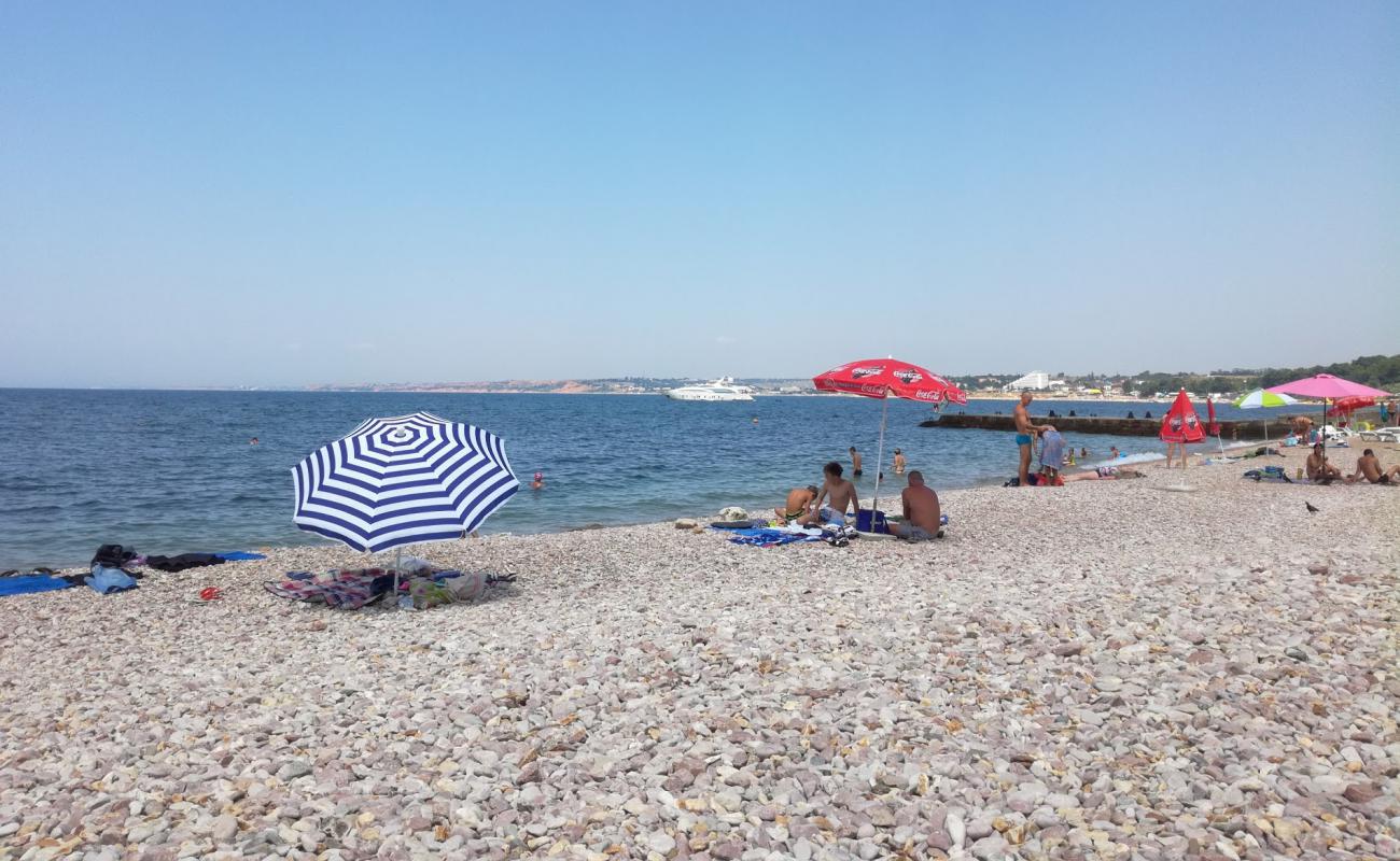 Фото Tolstyak beach с светлая галька поверхностью