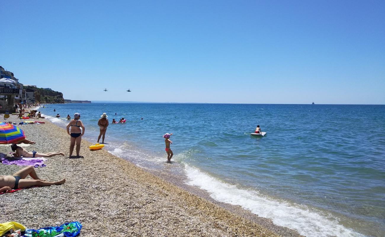 Фото Kacha beach с светлый песок поверхностью