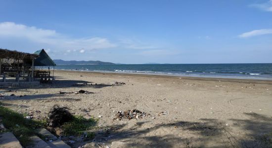 Quynh Bang Beach