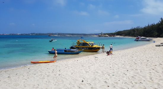 Hon Tranh Beach