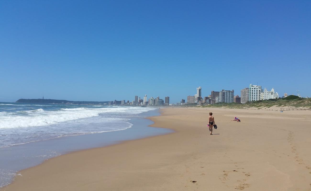 Фото Durban Beach с золотистый песок поверхностью