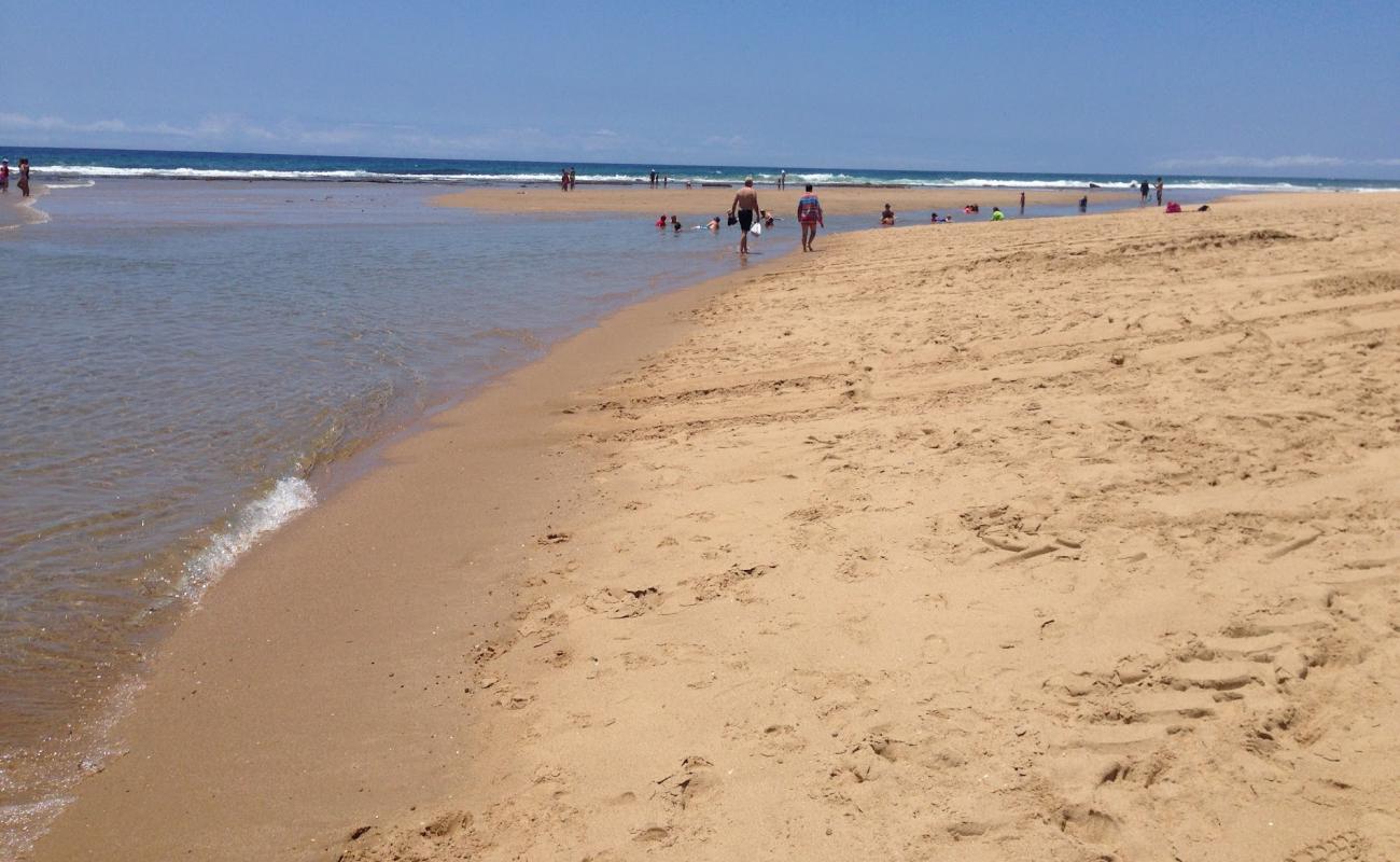 Фото Cape Vidal beach с золотистый песок поверхностью