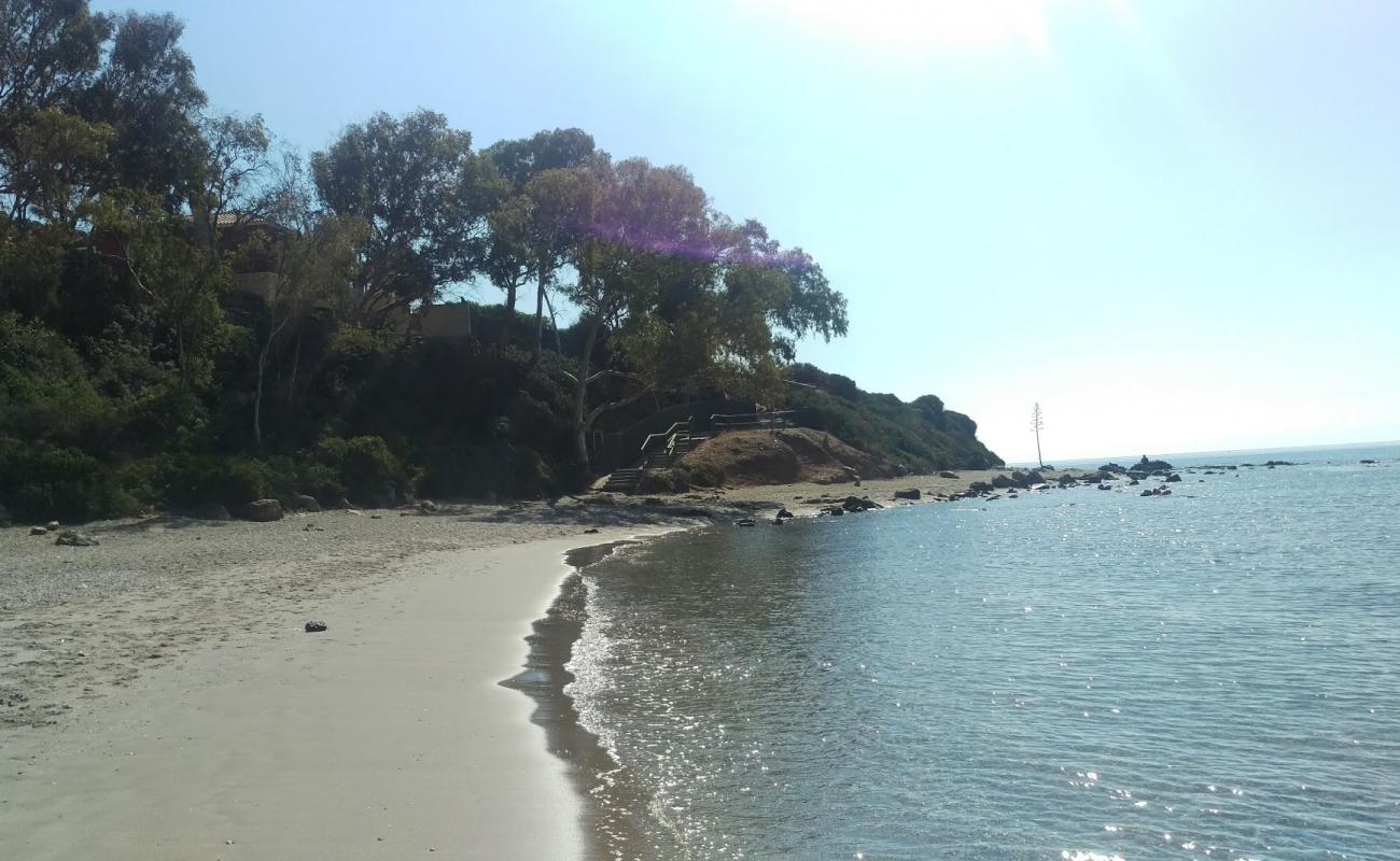 Фото Playa Limite Cadiz, Malaga с серый песок поверхностью