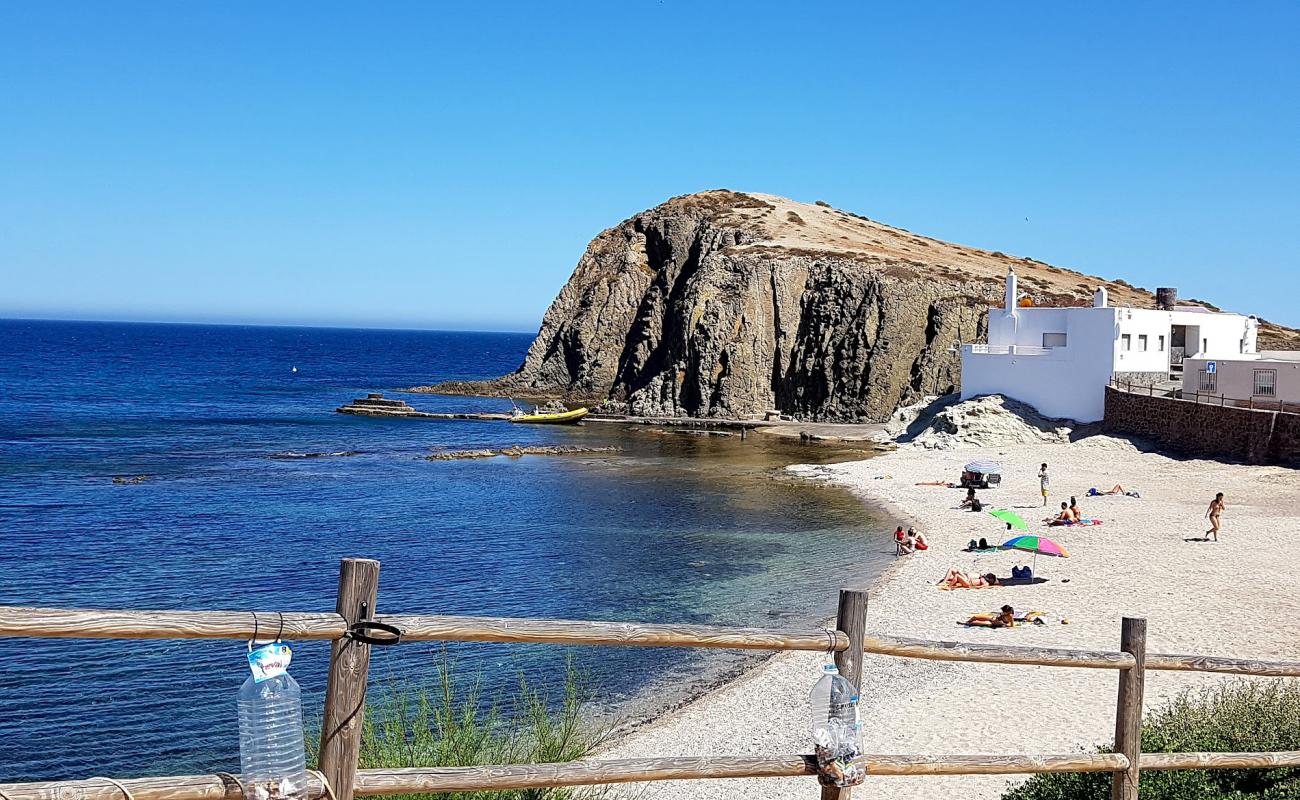 Фото La isleta beach с серый ракушечник поверхностью