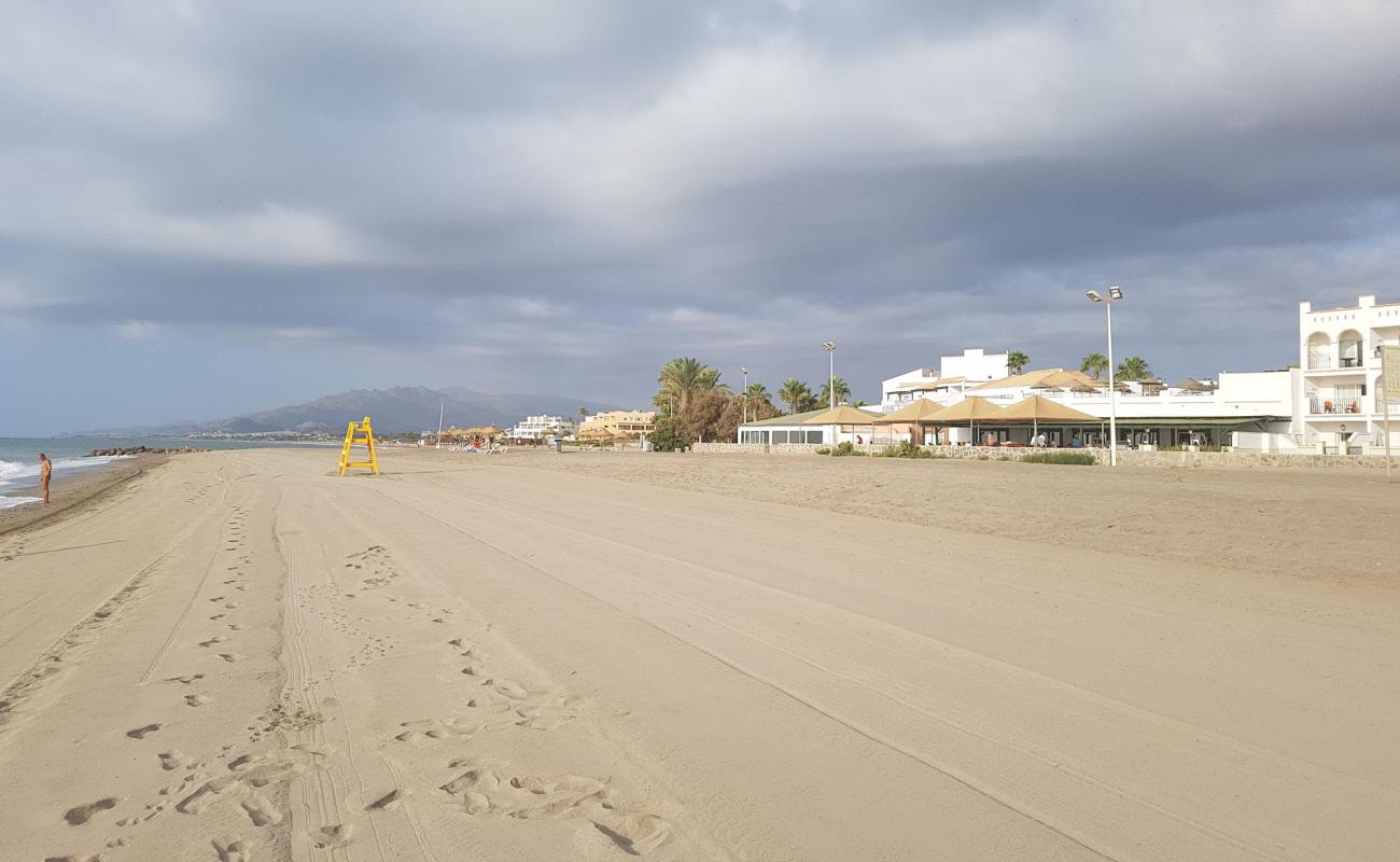 Фото Playa nudista vera с светлый песок поверхностью