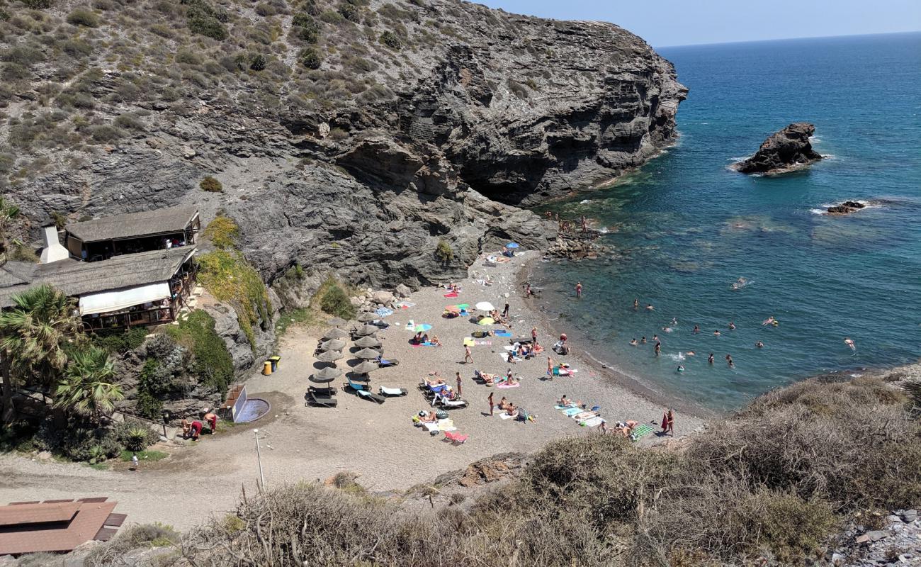 Фото Cala del Barco с серый ракушечник поверхностью