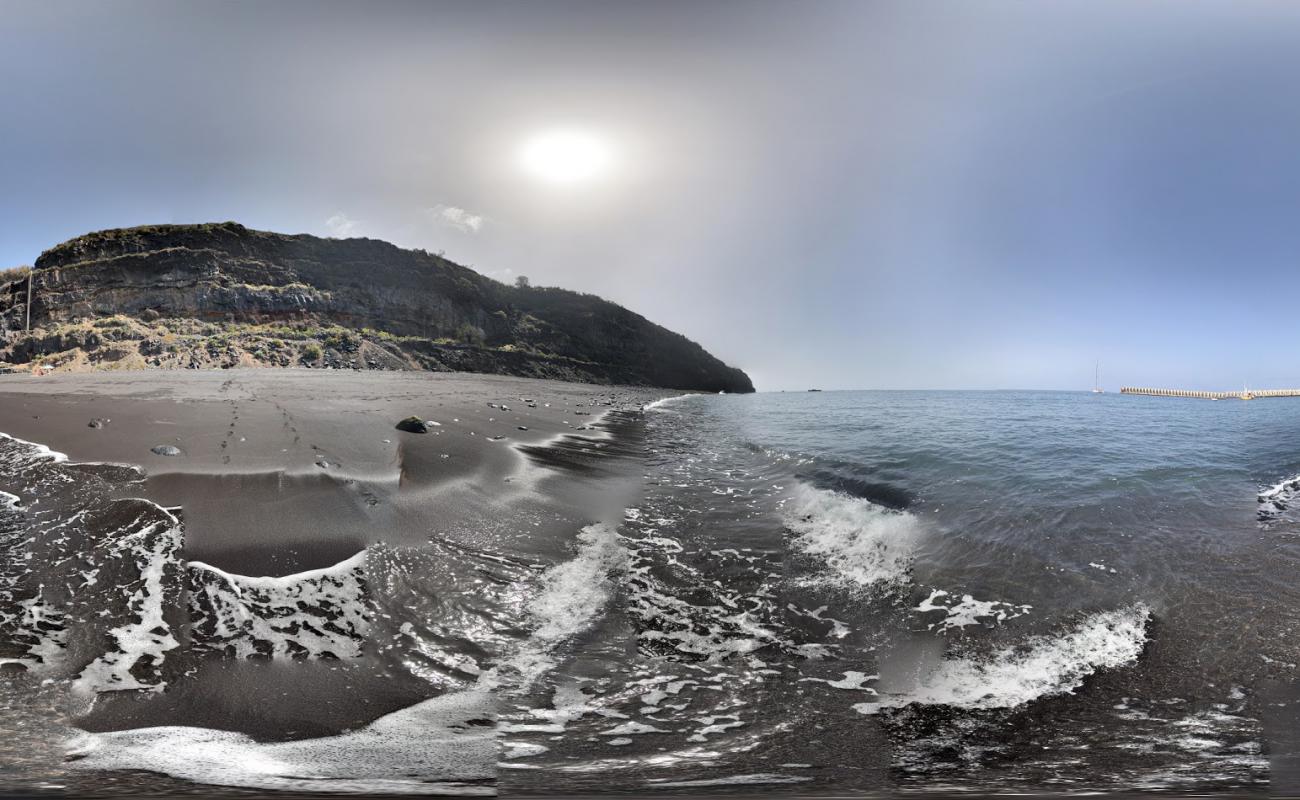 Фото Tazacorte beach с черный песок поверхностью