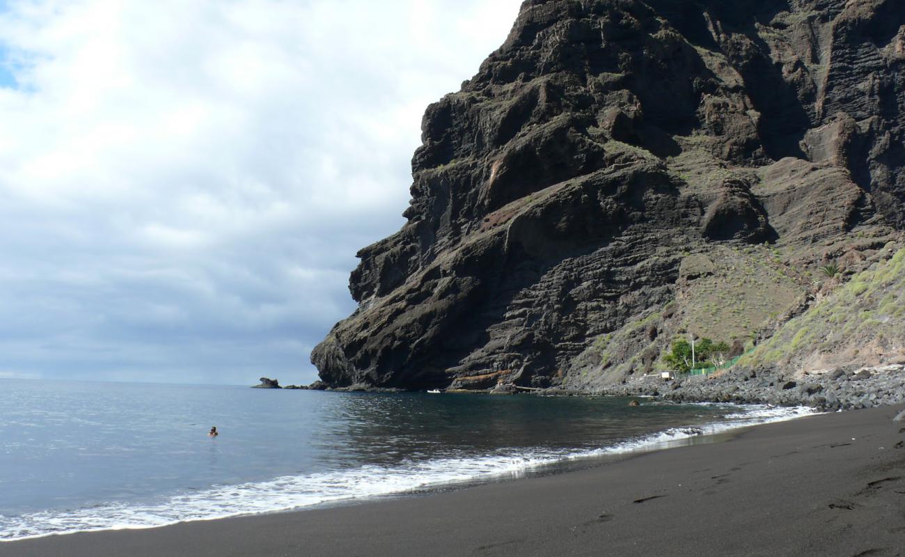 Фото Playa de Masca с серый песок поверхностью