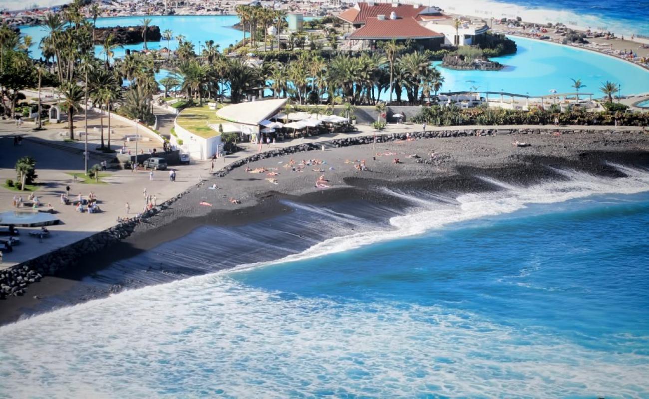 Фото Playa de Martianez с песок с галькой поверхностью