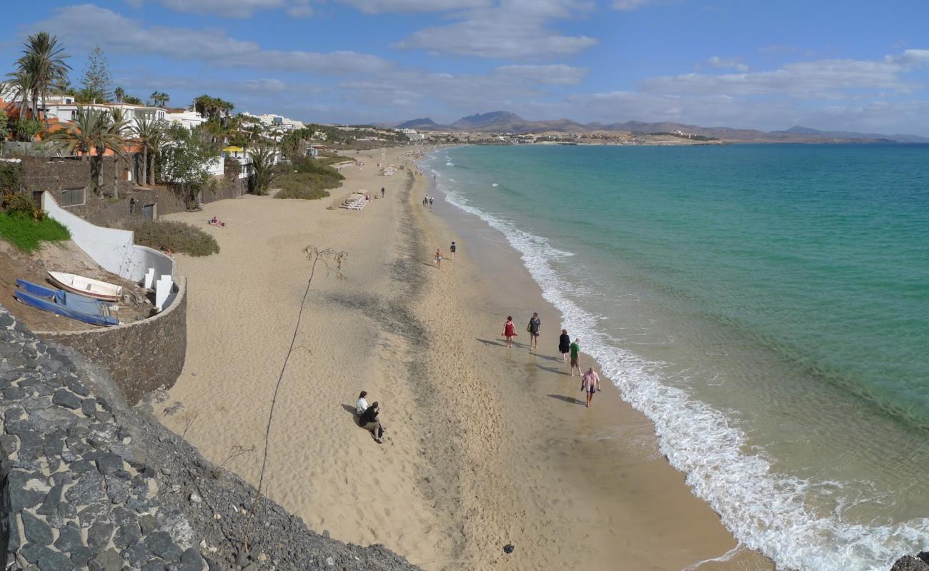 Фото Playa de Costa Calma с золотистый песок поверхностью