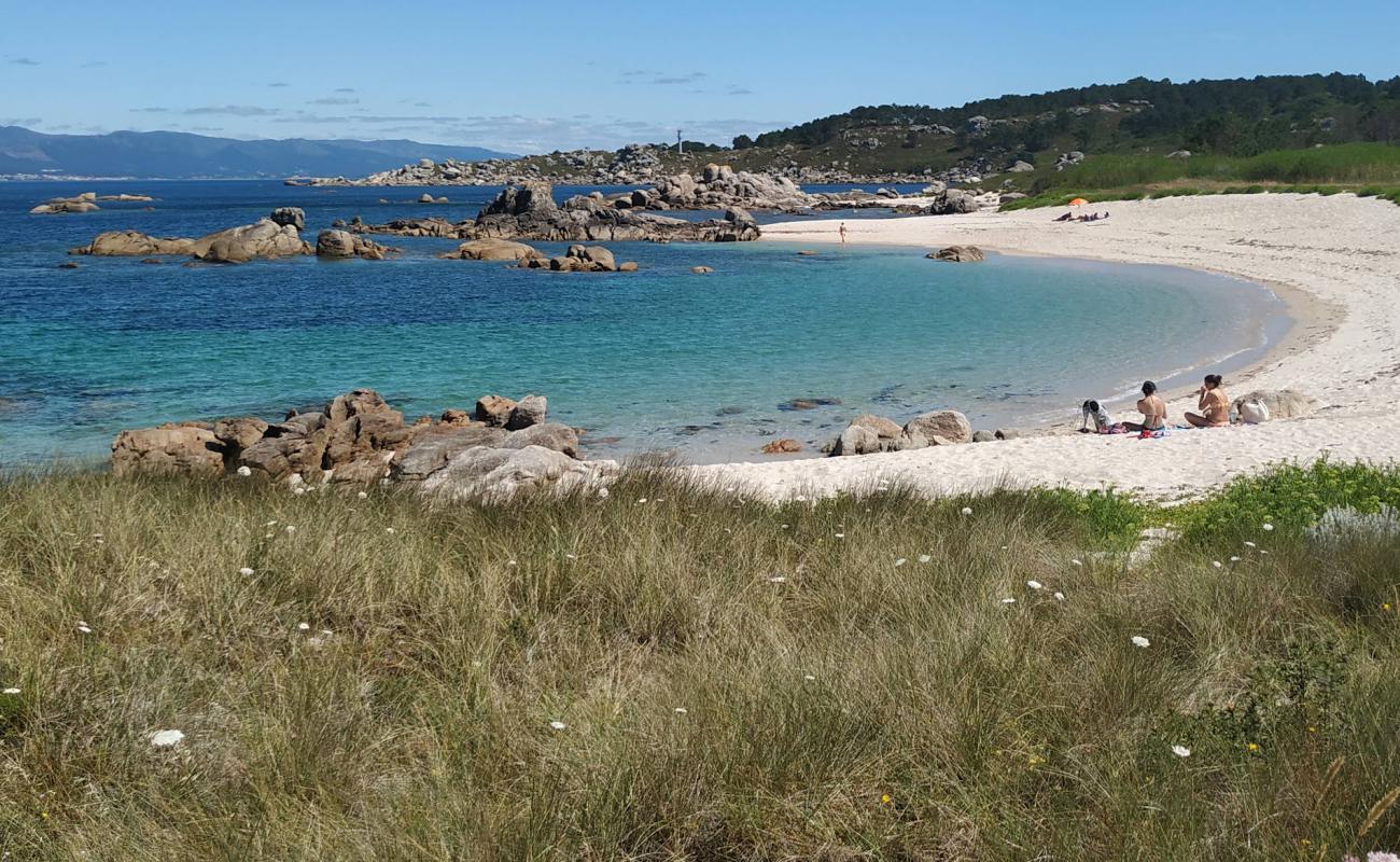 Фото Praia de Borreiro с белый песок поверхностью