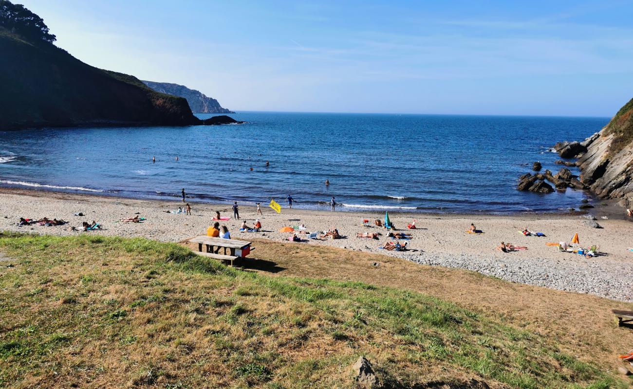 Фото Playa de Bahinas с светлая галька поверхностью