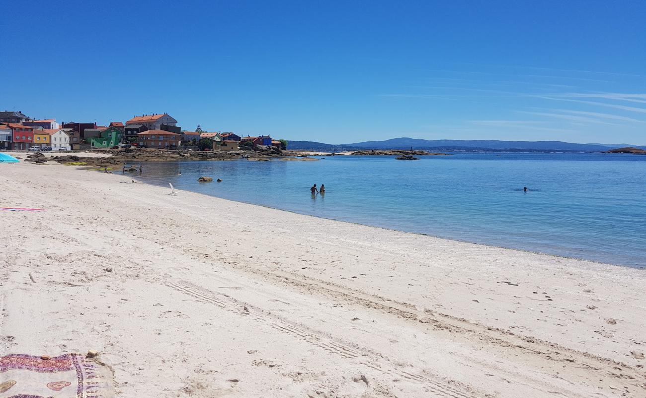 Фото Praia de Ribeira Grande с светлый песок поверхностью