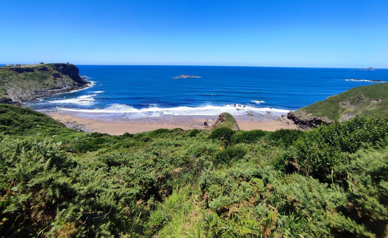 Фото Playa de Aguilera с светлый песок поверхностью