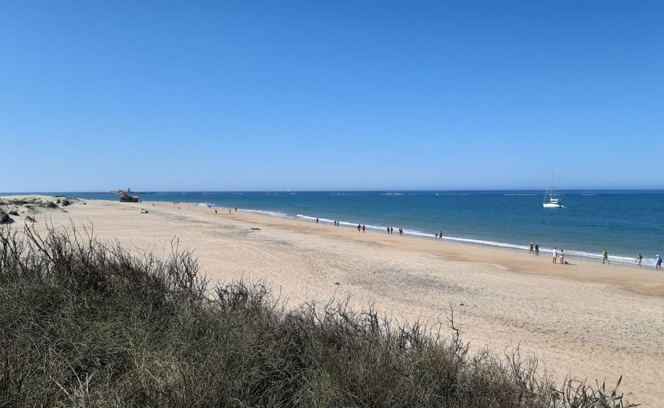 Фото Playa del Castillo с светлый песок поверхностью