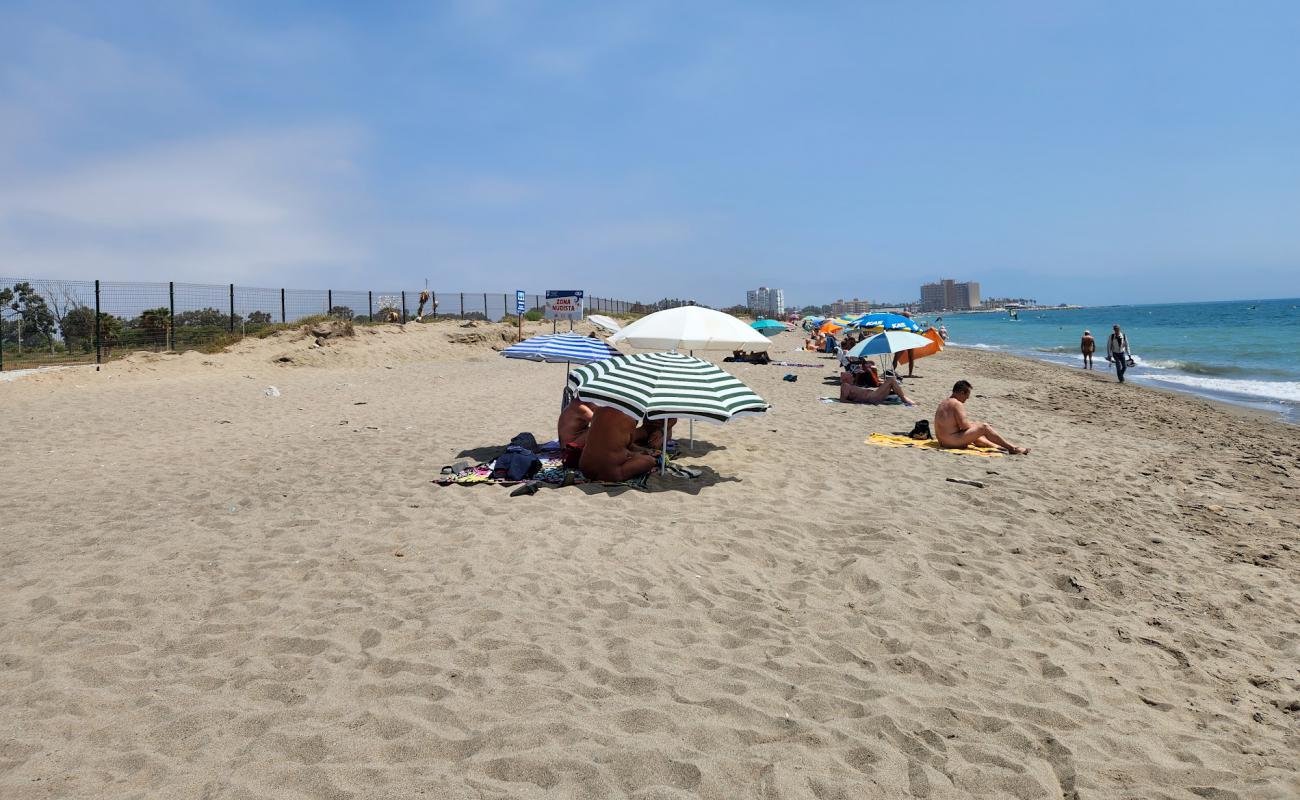 Фото Playa nudista Guadalmar с серый песок поверхностью