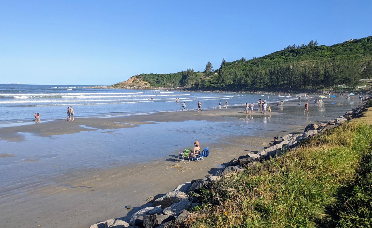 Фото Praia da Ribanceira с светлый песок поверхностью