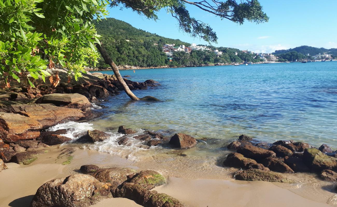 Фото Praia do Bigua с светлый песок поверхностью