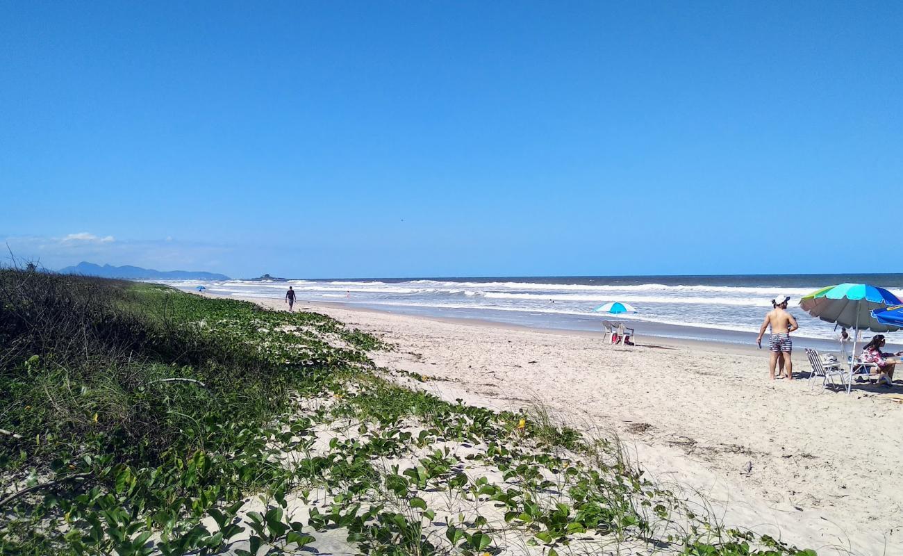 Фото Itapoa Beach с золотистый песок поверхностью