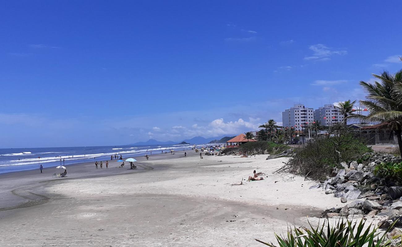 Фото Praia de Itanhanhem с золотистый песок поверхностью