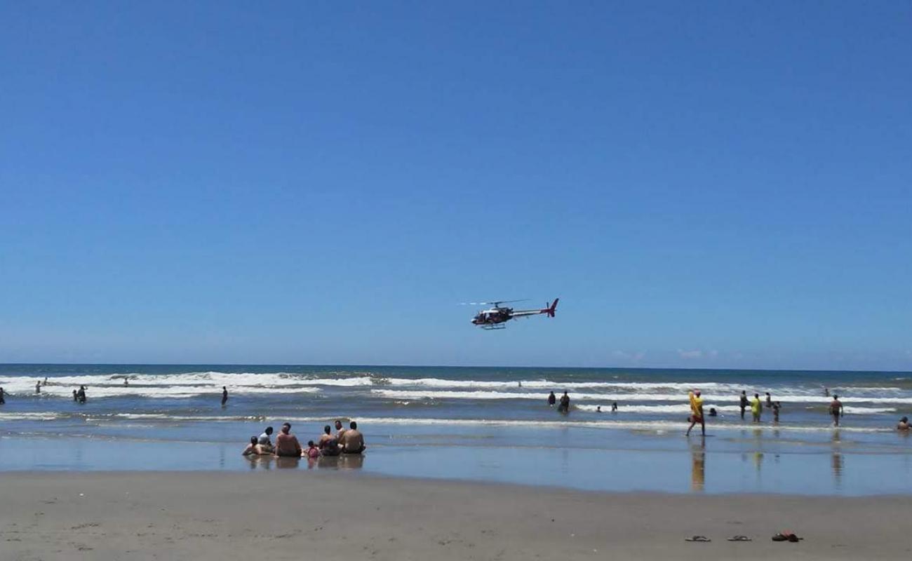 Фото Praia de Vera Cruz с светлый песок поверхностью