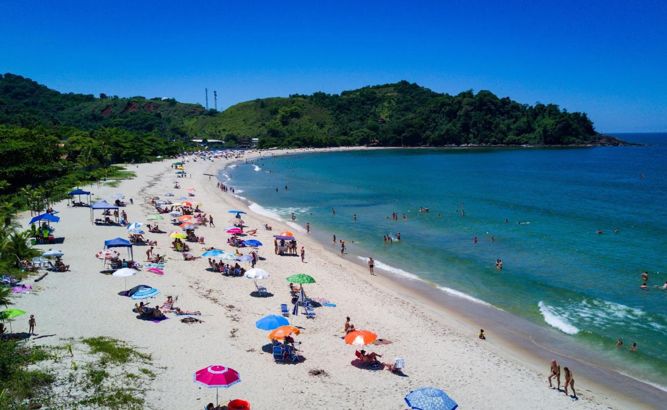 Фото Barra do Una с золотистый песок поверхностью