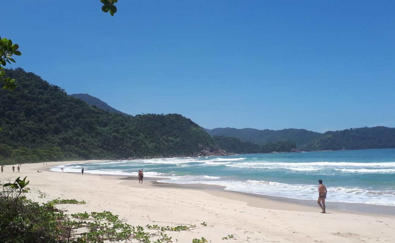 Фото Praia Brava do Camburi с золотистый песок поверхностью