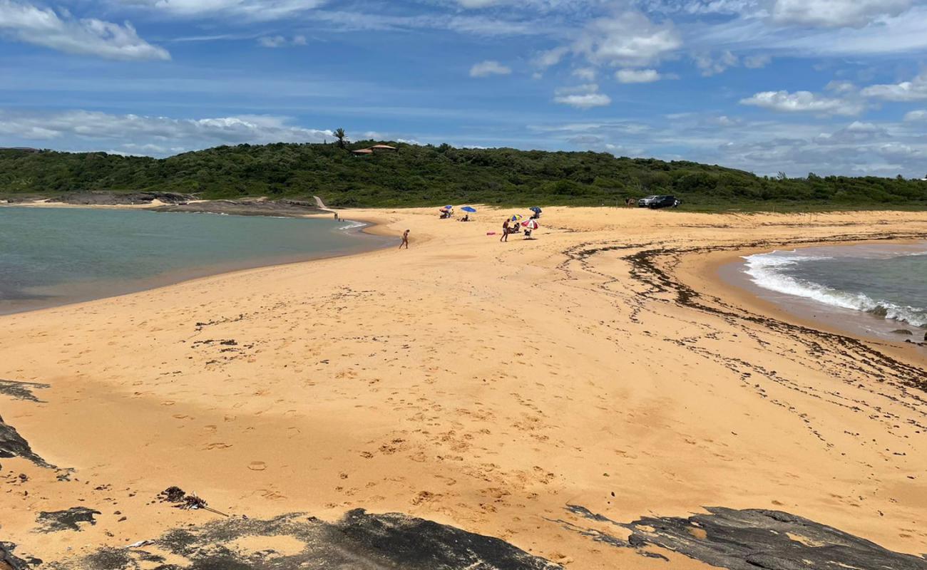 Фото Praia do Fafraro с светлый песок поверхностью