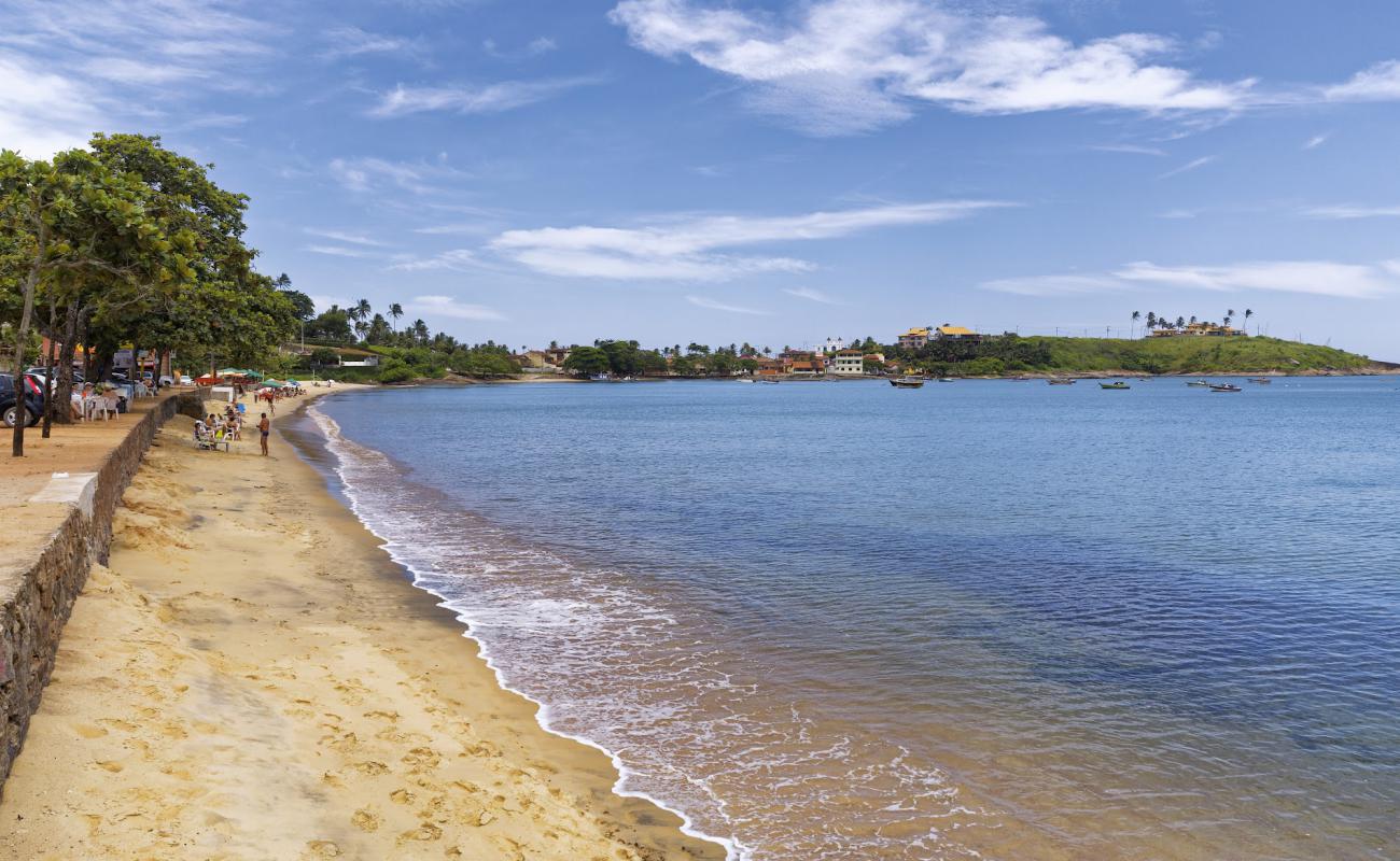 Фото Praia de Meaipe с светлый песок поверхностью