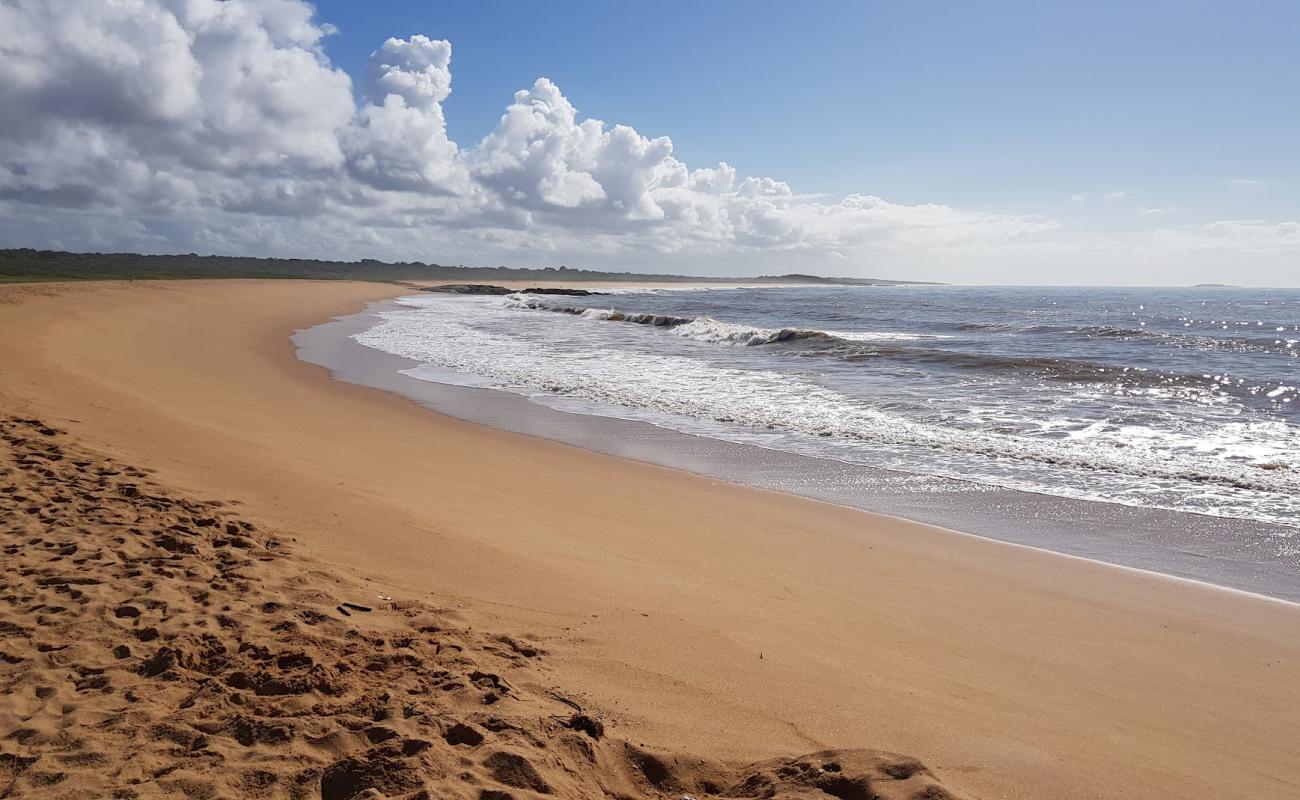 Фото Praia do Setibao с светлый песок поверхностью