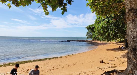 Praia Curva da Baleia