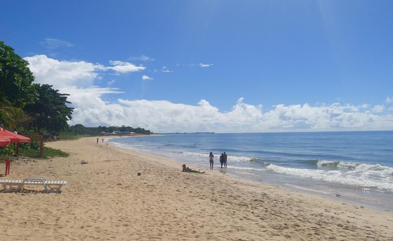 Фото Praia do Itacimirim с светлый песок поверхностью