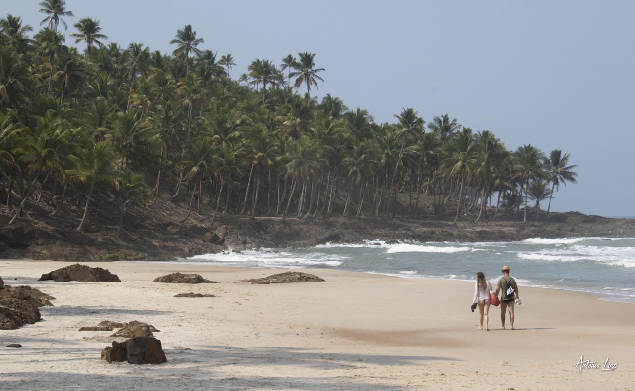 Фото Praia de Jeribucaçu с золотистый песок поверхностью