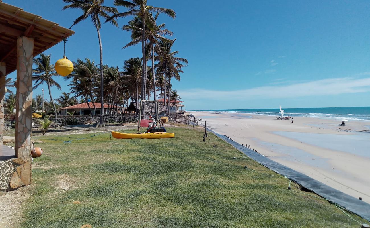 Фото Praia do Canto Verde с светлый песок поверхностью