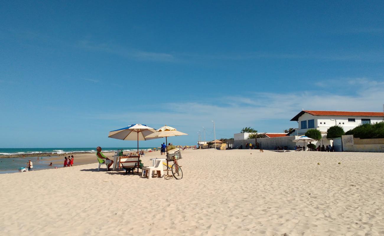 Фото Praia da Caponga с светлый песок поверхностью