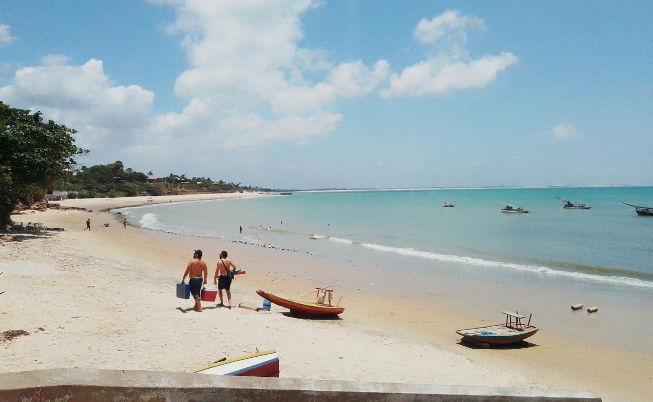 Фото Praia da Bica с светлый песок поверхностью